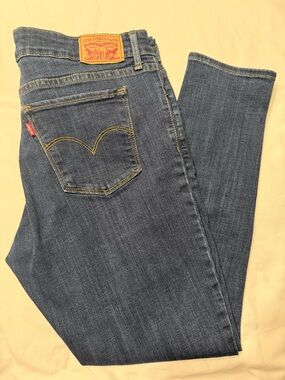 Levi 711 Skinny 31x28